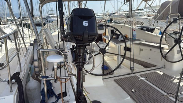 2011 AZUREE 40