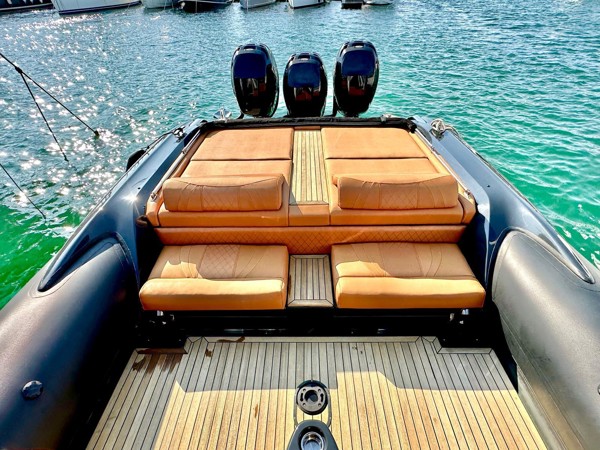 2018 RIBCO VENOM 44 