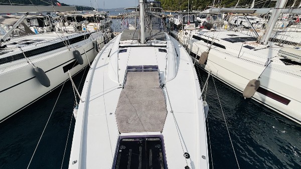 2018 JEANNEAU 54