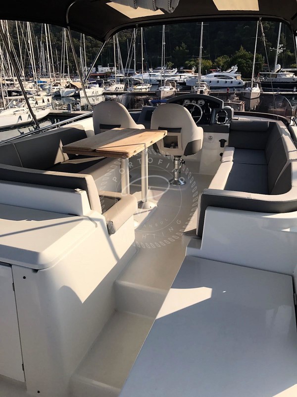 2014 BENETEAU SWIFT TRAWLER 50