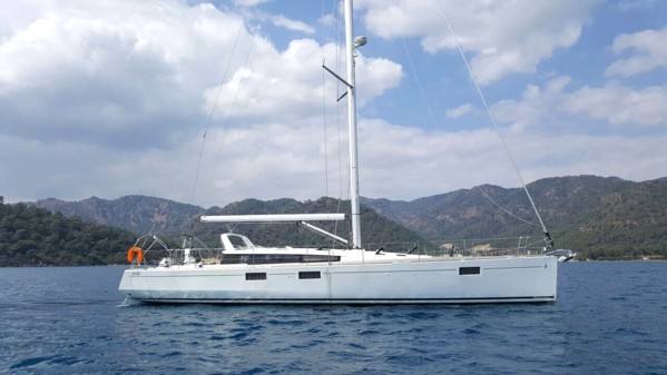 2016 BENETEAU SENSE 55