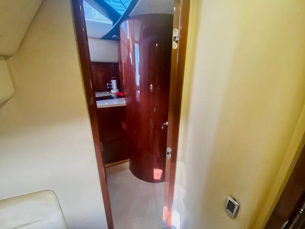 2007 PRINCESS 42