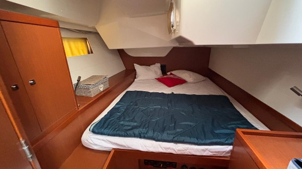 2014 BENETEAU OCEANIS 48