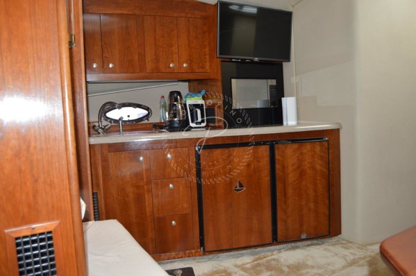 2005 CRUISERS YACHTS 400