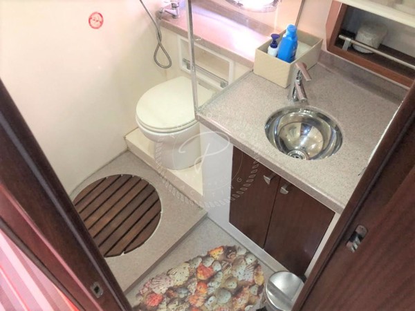 2011 VIKING MARIN 405 FLY