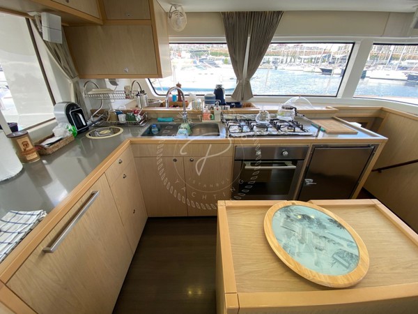 2013 LAGOON 52