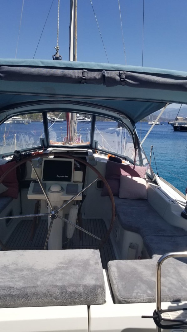 2008 BENETEAU OCEANIS 37