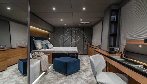 2020 SUNREEF YACHTS 80