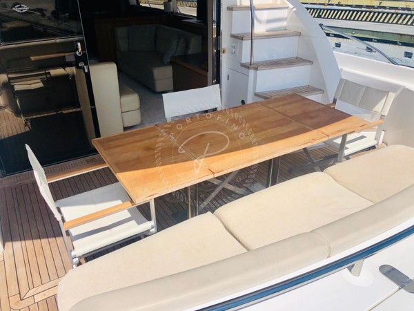 2011 SUNSEEKER MANHATTAN 63
