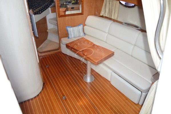 2004 REGAL 3560