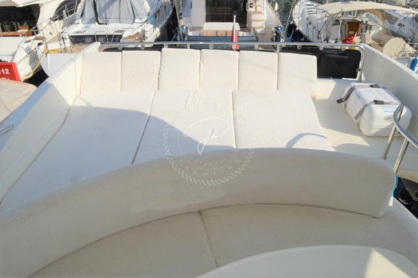2010 AZIMUT 55 FLY