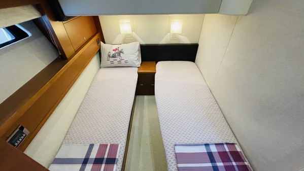 2011 PRESTIGE 60 FLY