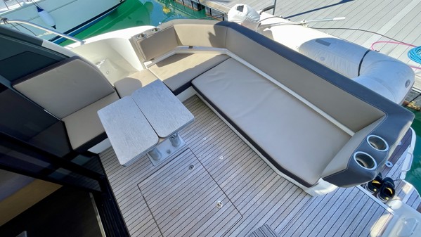 2018 BAVARIA R40