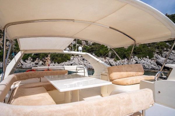 1999/2010 FERRETTI YACHTS 72