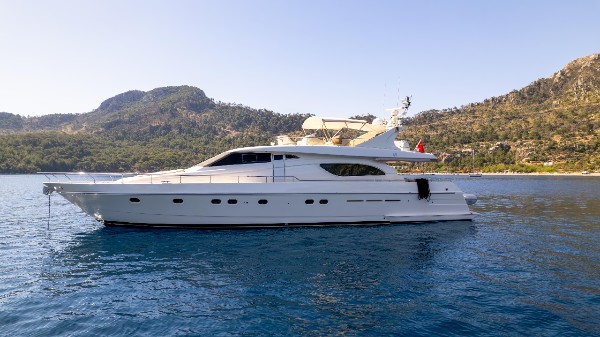 1999/2010 FERRETTI YACHTS 72