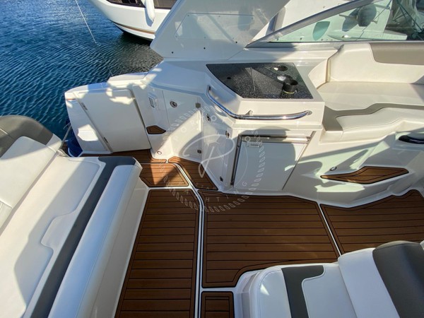 2014 MONTEREY 295 SCR