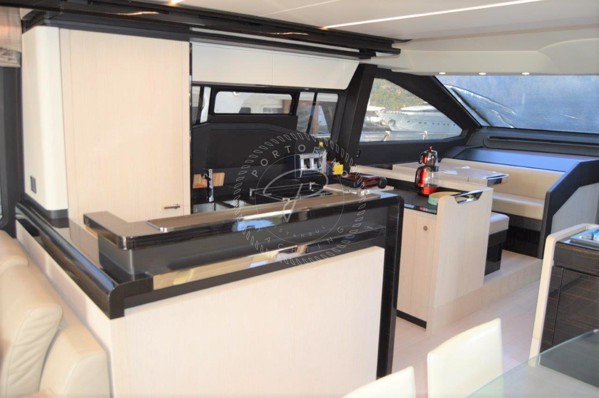 2017 AZIMUT 72
