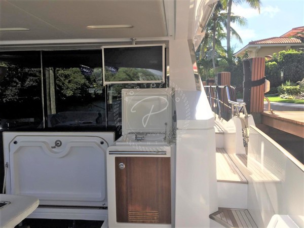 2016 AZIMUT 66 FLY