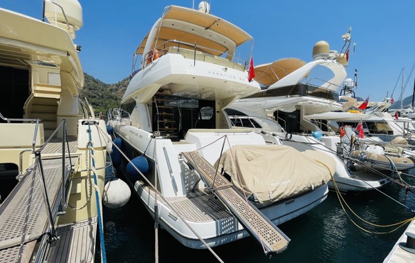 2011 PRESTIGE 60 FLY