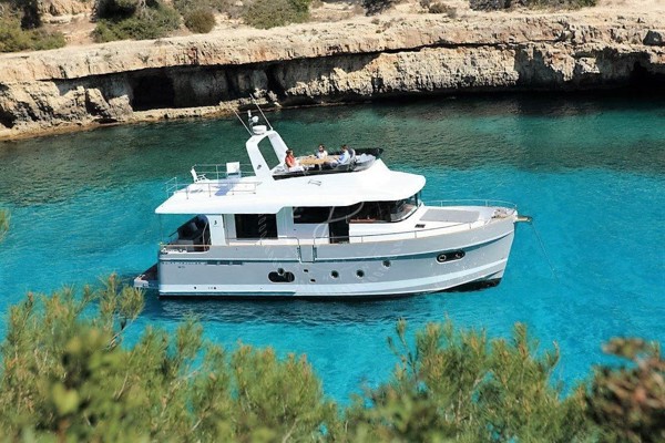 2014 BENETEAU SWIFT TRAWLER 50
