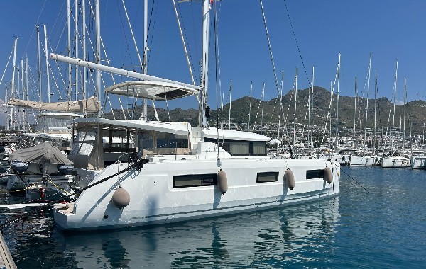 2022 LAGOON 46 OWNER'S VERSION