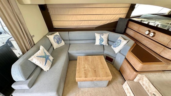 2009 AZIMUT 58