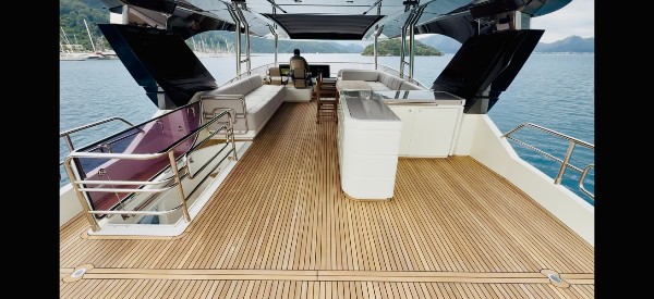 2020 MONTE CARLO YACHTS MCY 80