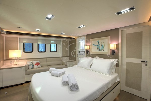 2014 HG YACHT 32M
