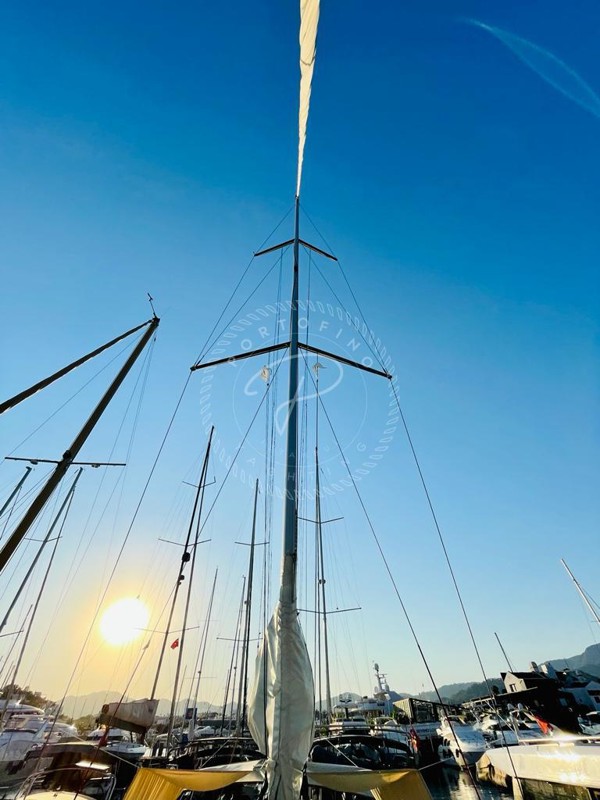 2011 DEHLER VARIANTA 44