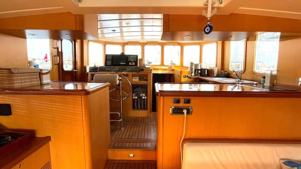 2009 TAKA YACHTS LOBSTER 18M