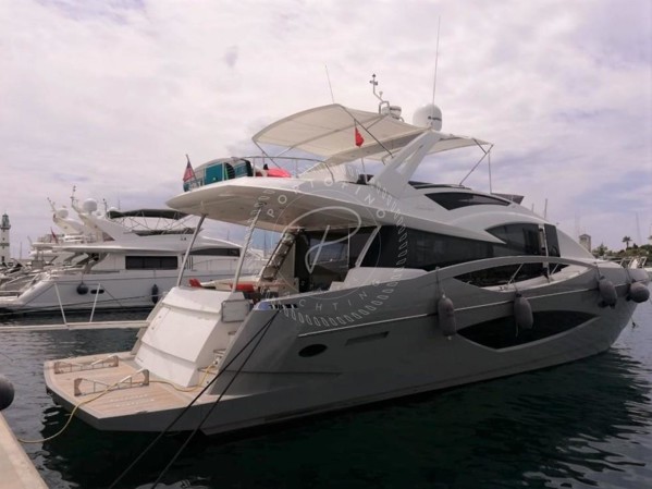 2015 NUMARINE 70 FLY