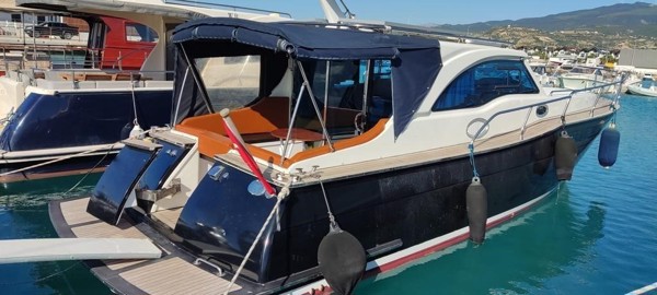 2013 CUSTOM LOBSTER 11M