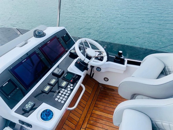 2020 SUNSEEKER MANHATTAN 52