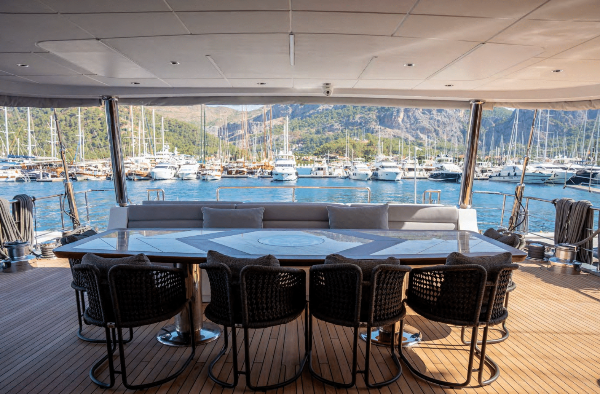 2023 MOTOR SAILOR 47 M