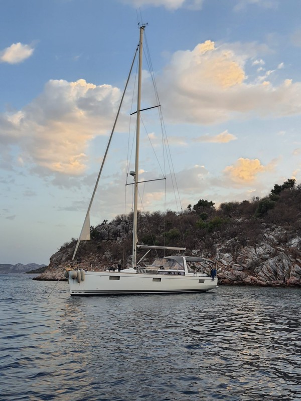 2012 BENETEAU OCEANIS 48