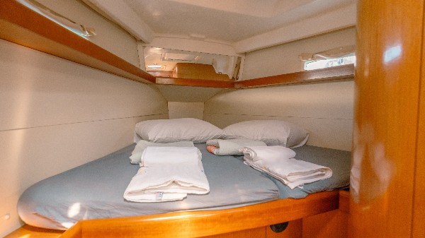 2008 BENETEAU OCEANIS 40 