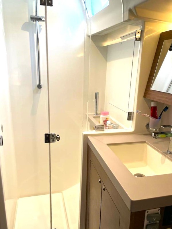 2021 BENETEAU OCEANIS 51.1