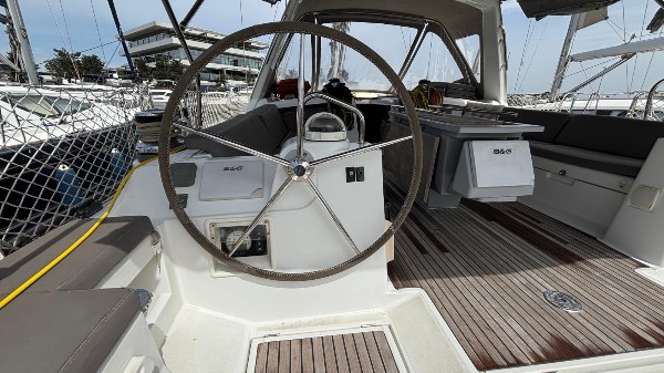 2014 BENETEAU OCEANIS 48