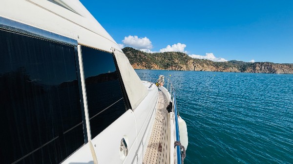 2007 PRINCESS 21M 