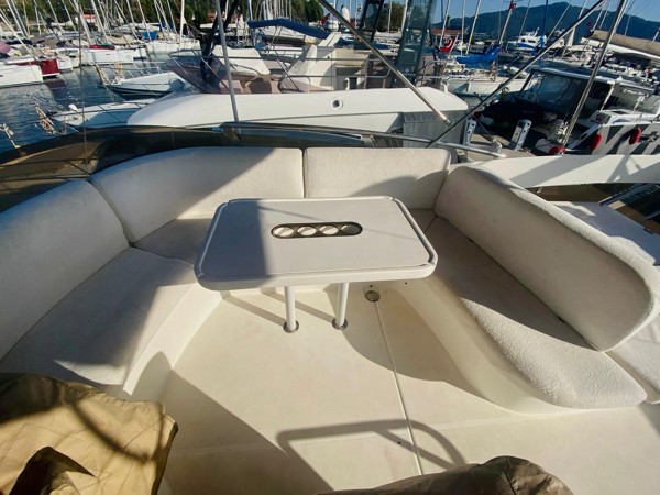 2007 PRINCESS 42
