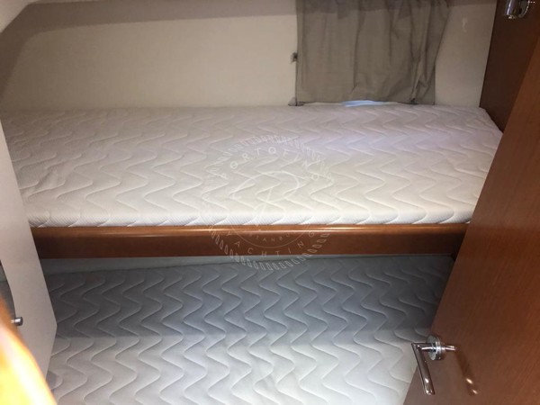 2010 BENETEAU SWIFT TRAWLER 34
