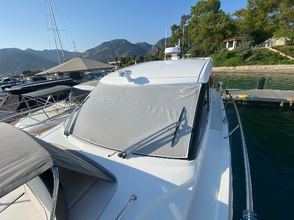 2025 BAVARIA R40 COUPE