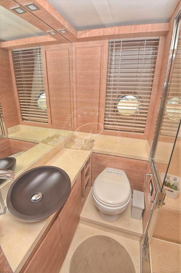2013 MONTE CARLO YACHT 76