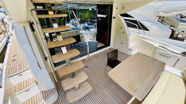 2011 PRESTIGE 60 FLY