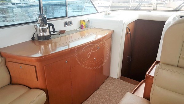2009 BENETEAU ANTARES 12