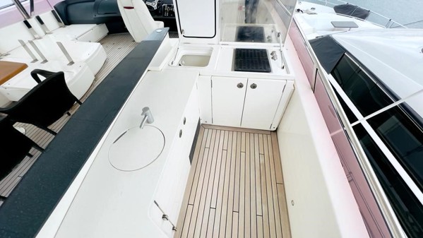 2015 PRINCESS 88