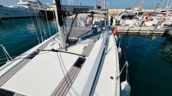 2022 BENETEAU OCEANIS 46.1