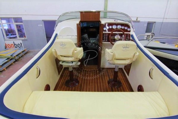 2017 ROYAL CRAFT 27