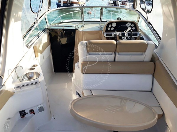 2010 FOUR WINNS V285