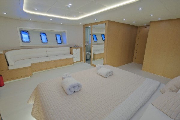 2025 LUXURY GULET 42 M